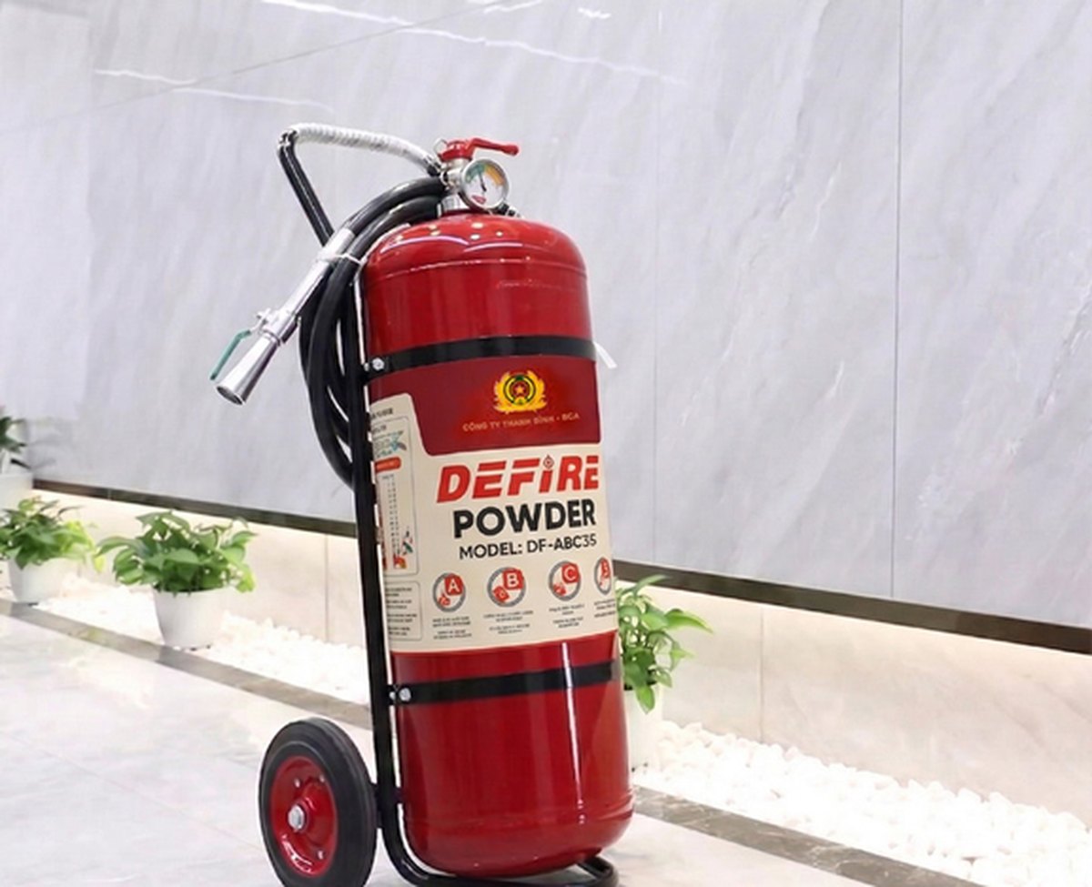 Bình chữa cháy bột ABC 35kg xe đẩy Defire